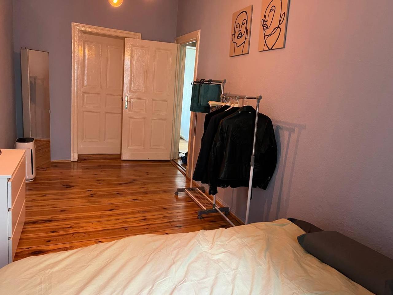 Stylish 2-Room Apartment With Balcony Next To East Side Gallery Berlin Dış mekan fotoğraf