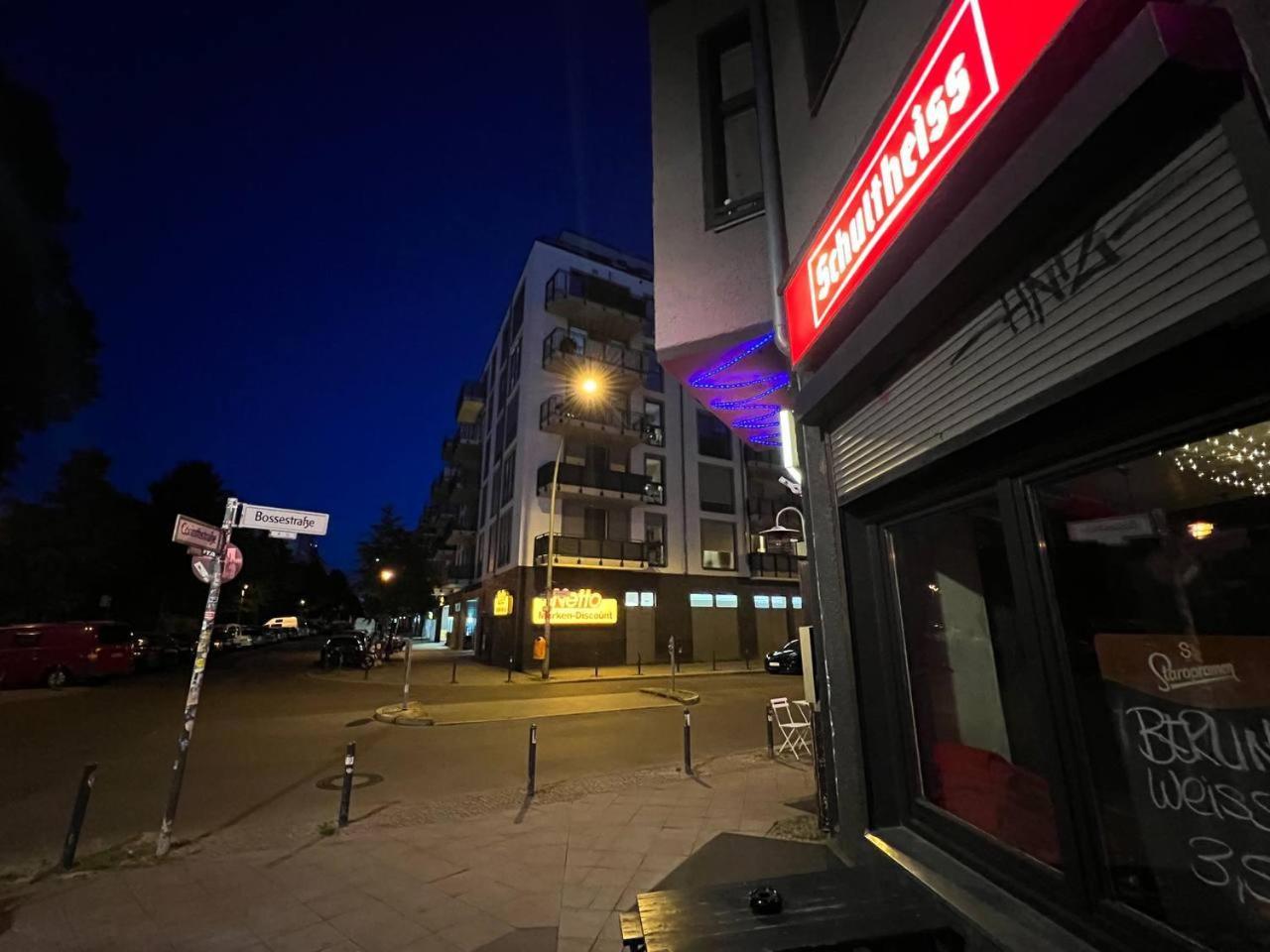 Stylish 2-Room Apartment With Balcony Next To East Side Gallery Berlin Dış mekan fotoğraf