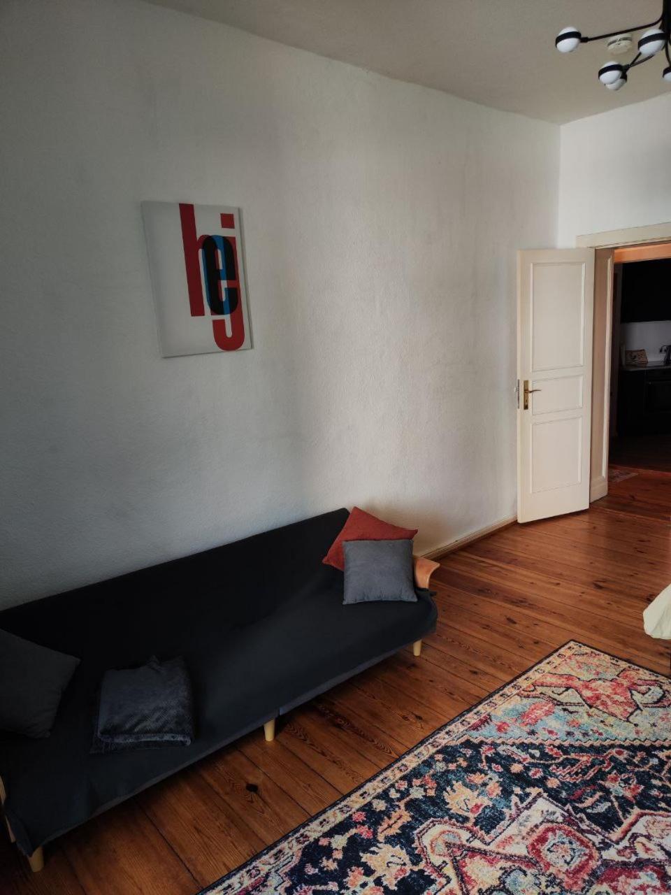 Stylish 2-Room Apartment With Balcony Next To East Side Gallery Berlin Dış mekan fotoğraf